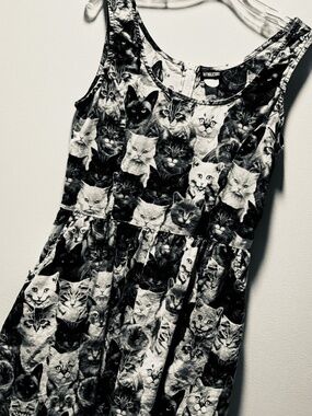 Retrolicious Realistic Cats Novelty Print Skater Dress Pockets Size L no stretch